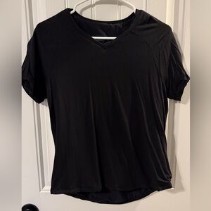 FORME posture-correcting V neck tee